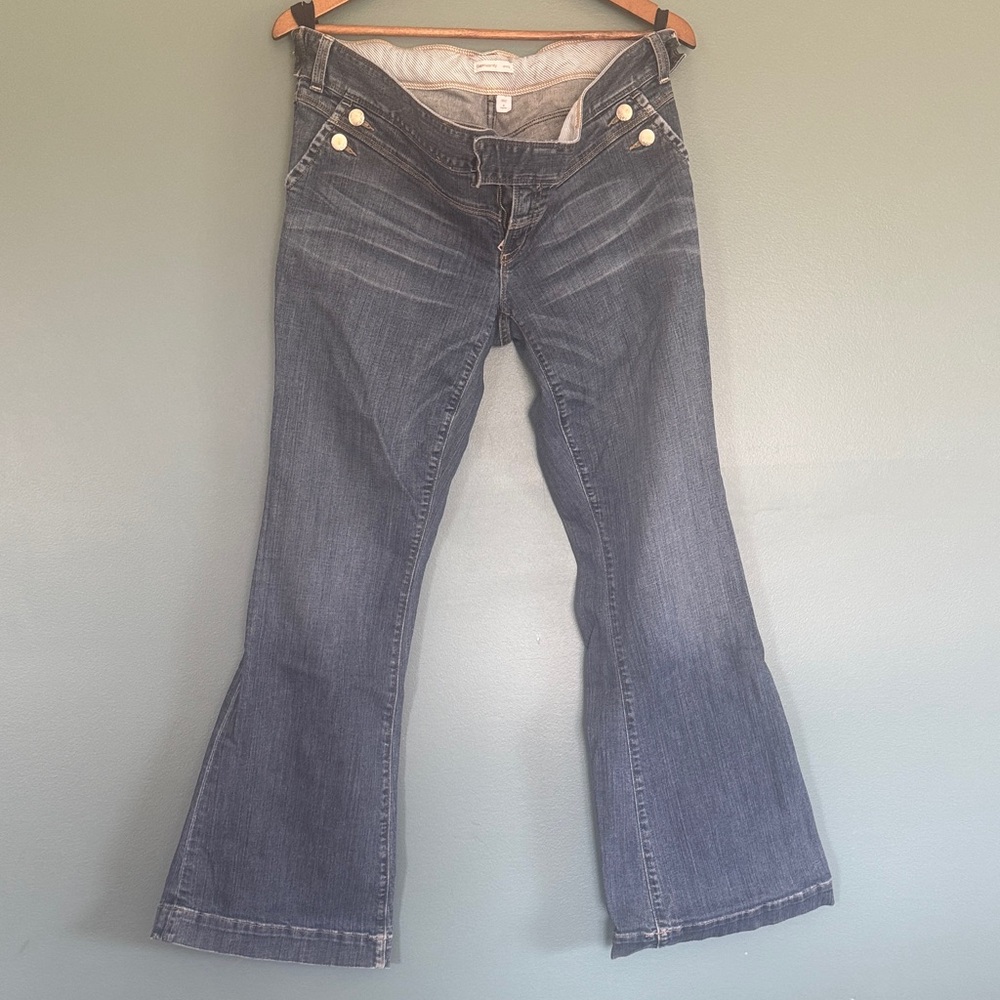 GAP Women's Flare Jeans in Classic Blue